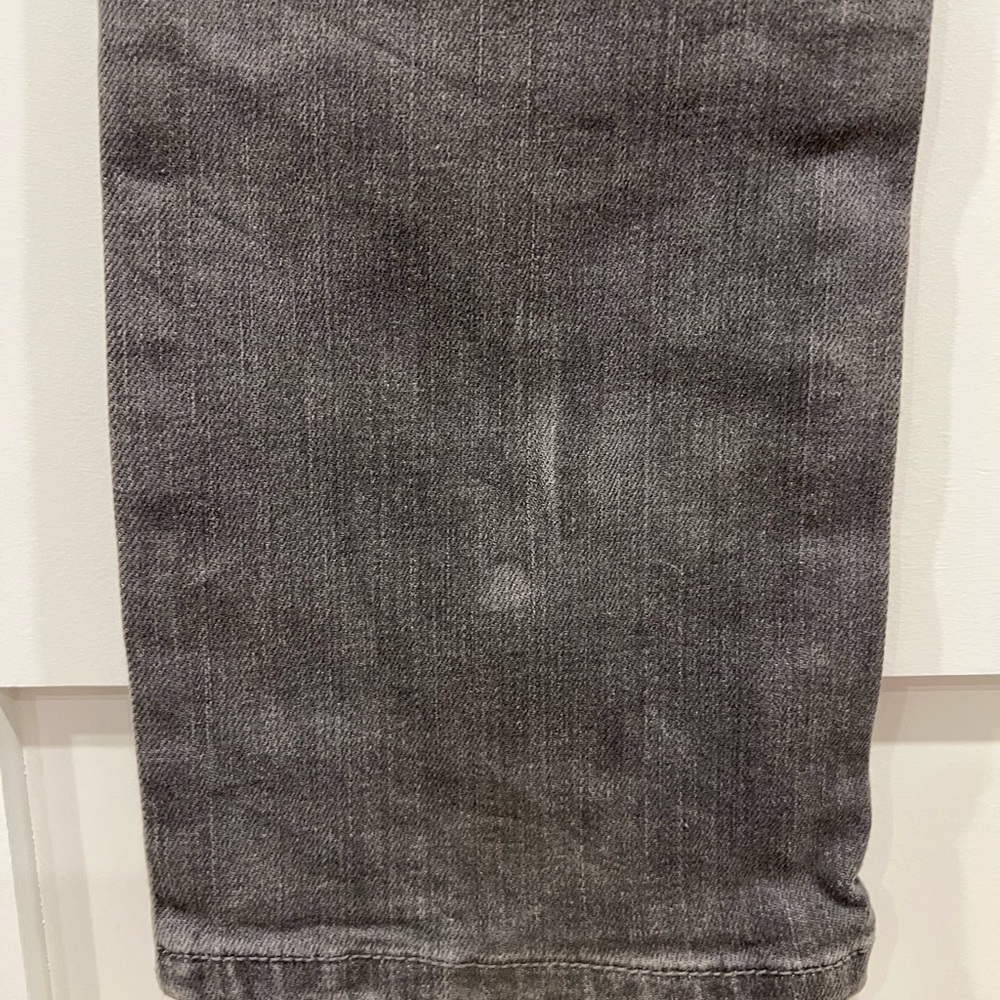 Low rise, Hollister faded grey skinny Jean - Picture 9 of 16